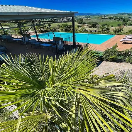 شقة A Magical Experience In Fabulous Grounds With Pool Jacuzzi Wifi Aircon