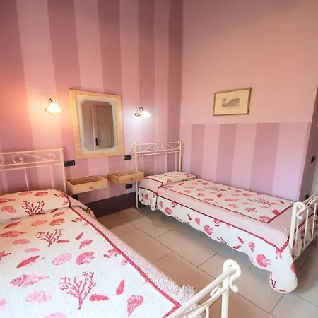 A Magical Experience In Fabulous Grounds With Pool Jacuzzi Wifi Aircon *