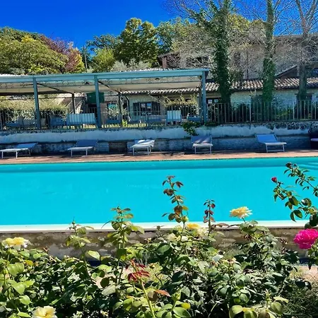 A Magical Experience In Fabulous Grounds With Pool Jacuzzi Wifi Aircon
